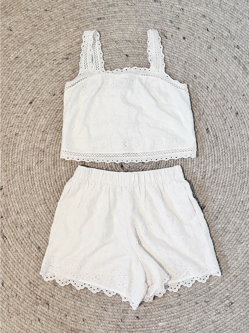 NWOT A&F White Eyelet Cotton Crop Tank and Shorts Matching Set Size M